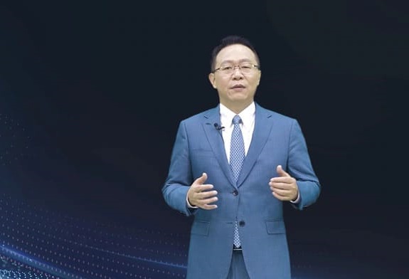 Huawei Executive Stresses Need for Strong Digital Infrastructure at MWC Barcelona 2025