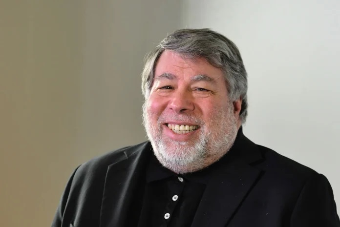 Steve Wozniak Calls for Open-Source Revolution in Tech Industry