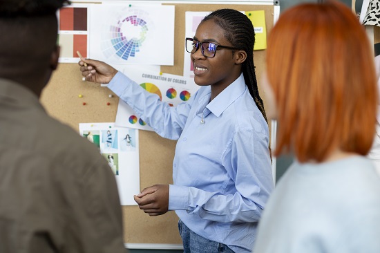 Identifying Your Target Audience and Conducting Market Research: A Foundation for Entrepreneurial Success