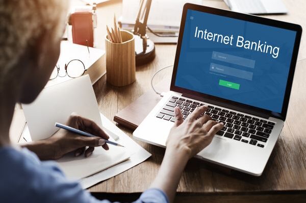 Internet banking hits GH¢383bn as Ghanaians move away from cheques